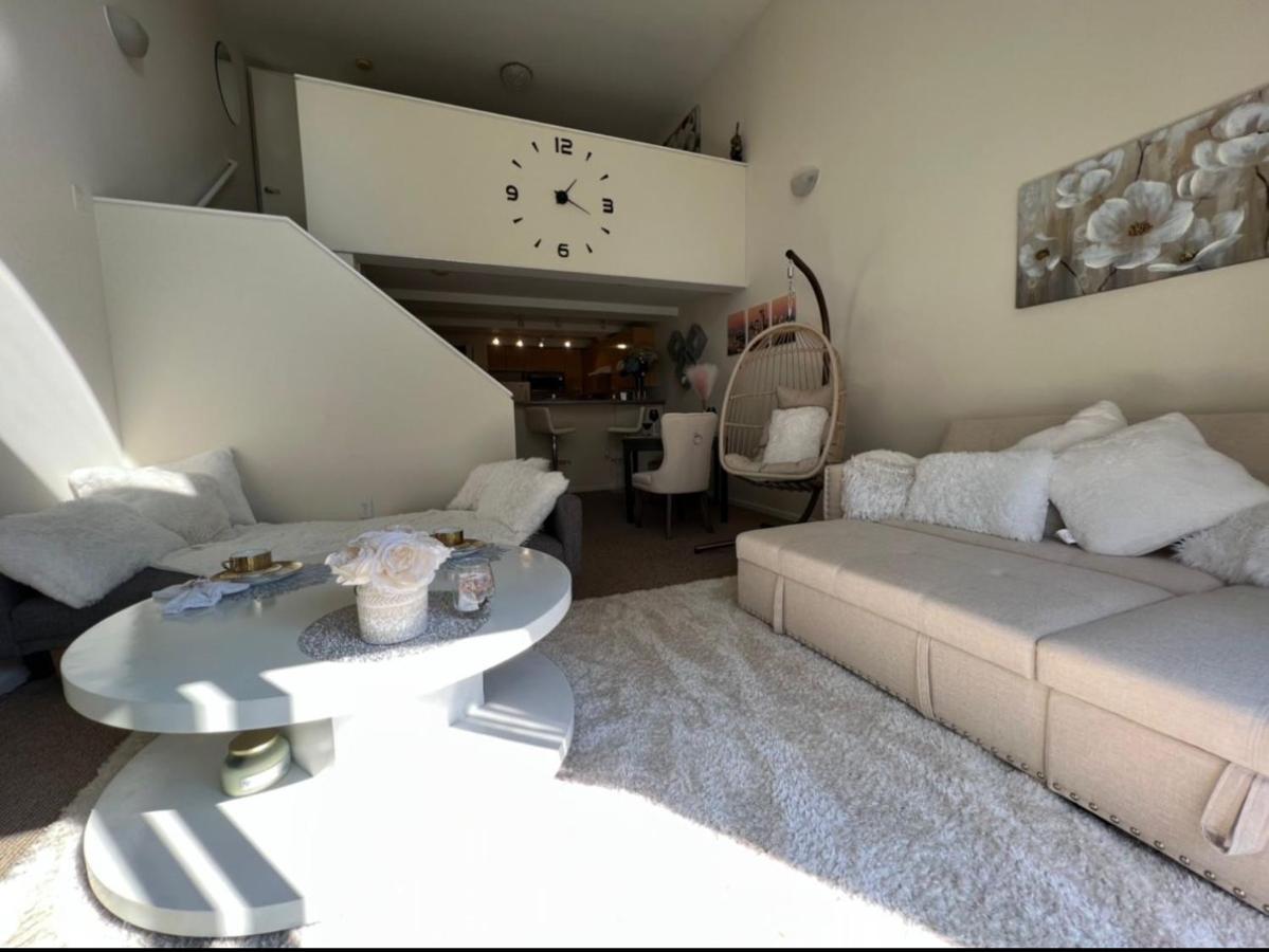 Cozy Downtown Condo Retreat With Space Needle View 西雅图 外观 照片