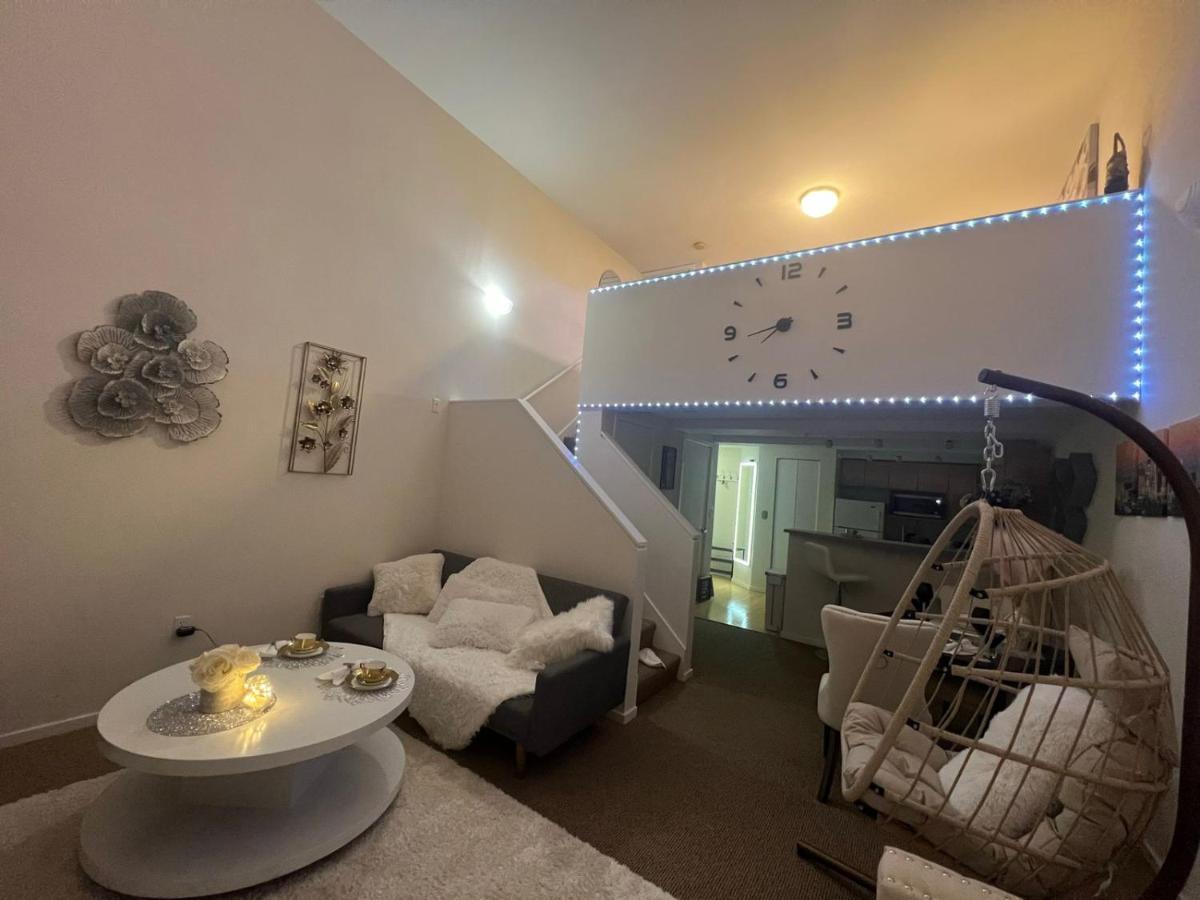 Cozy Downtown Condo Retreat With Space Needle View 西雅图 外观 照片